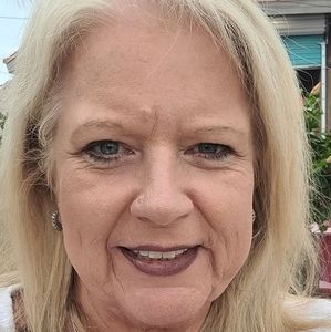 Meet your Posher, Terri